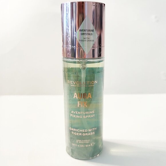 Revolution | Aura Fix Aventurine Fixing Spray | Tiger Grass & Cucumber Scent - Picture 2 of 6